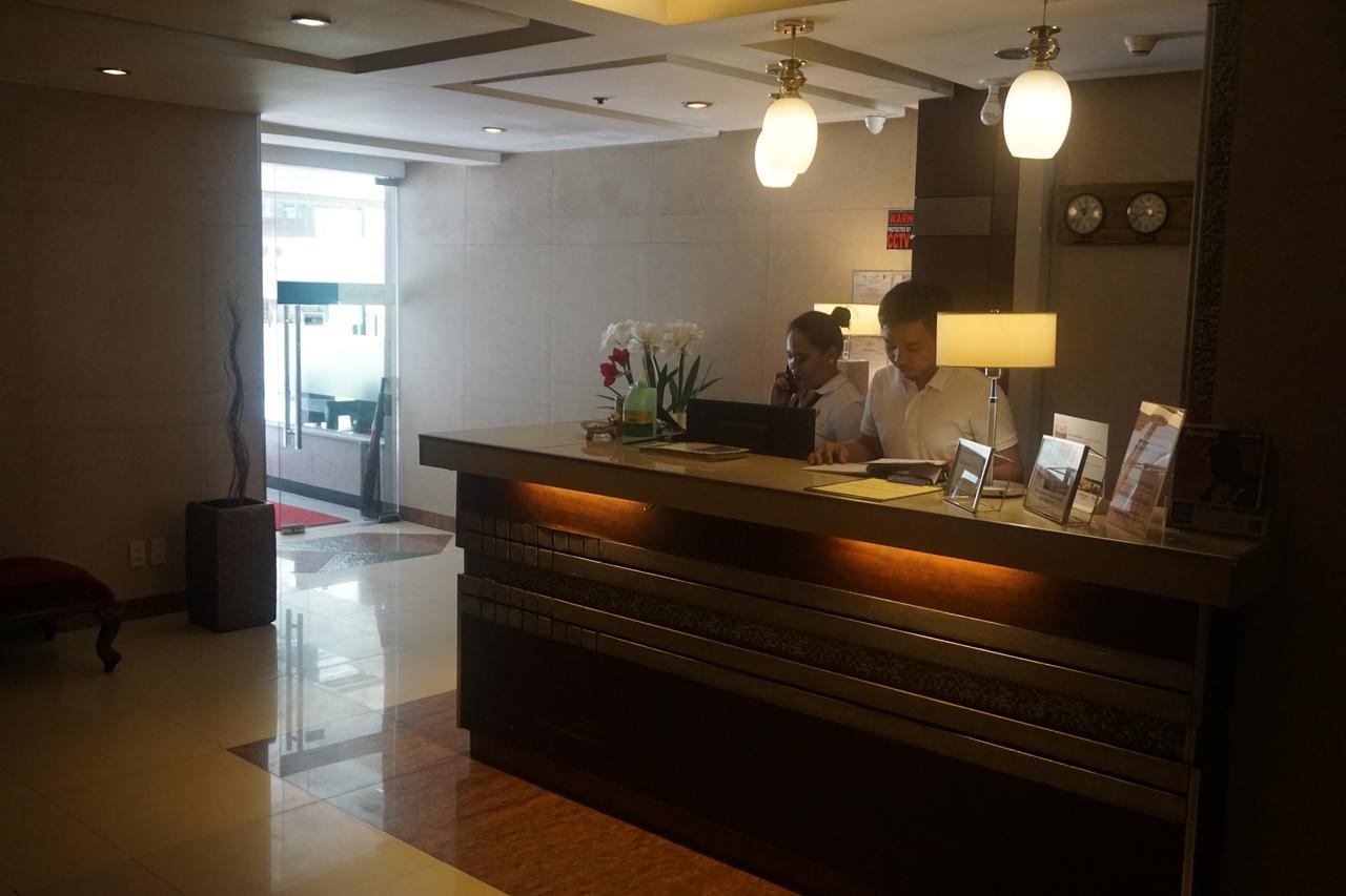 The Shila Philla Hotel Makati City Exterior photo